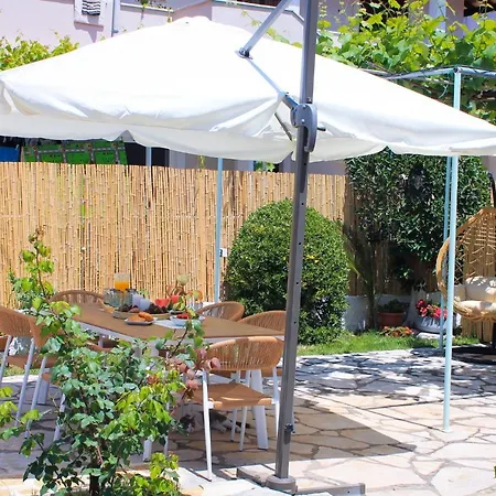 Holiday home Pelagias Garden House